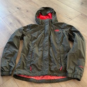 The North Face Womens Hyvent jacket